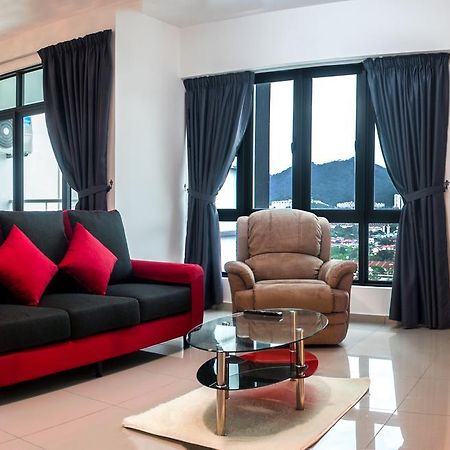 Lazy Traveler'S Suite By D Imperio Homestay Τζωρτζ Τάουν Εξωτερικό φωτογραφία
